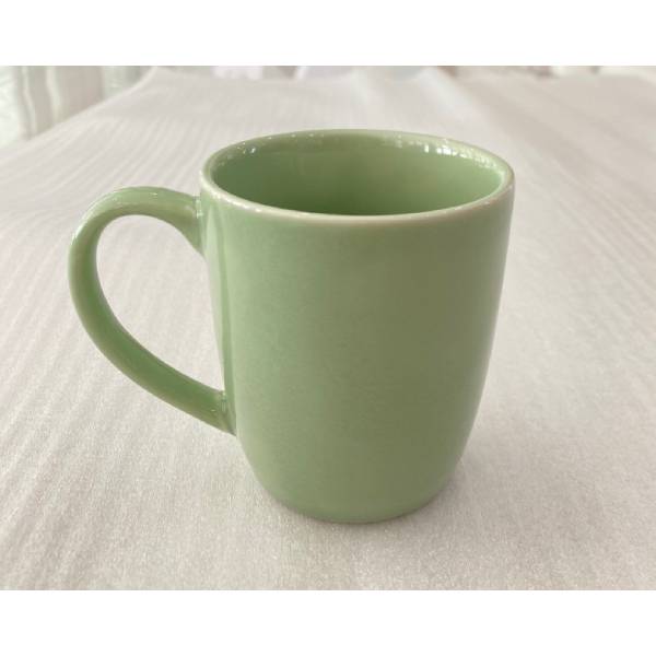 Color glazed ceramic tableware and cups durable material